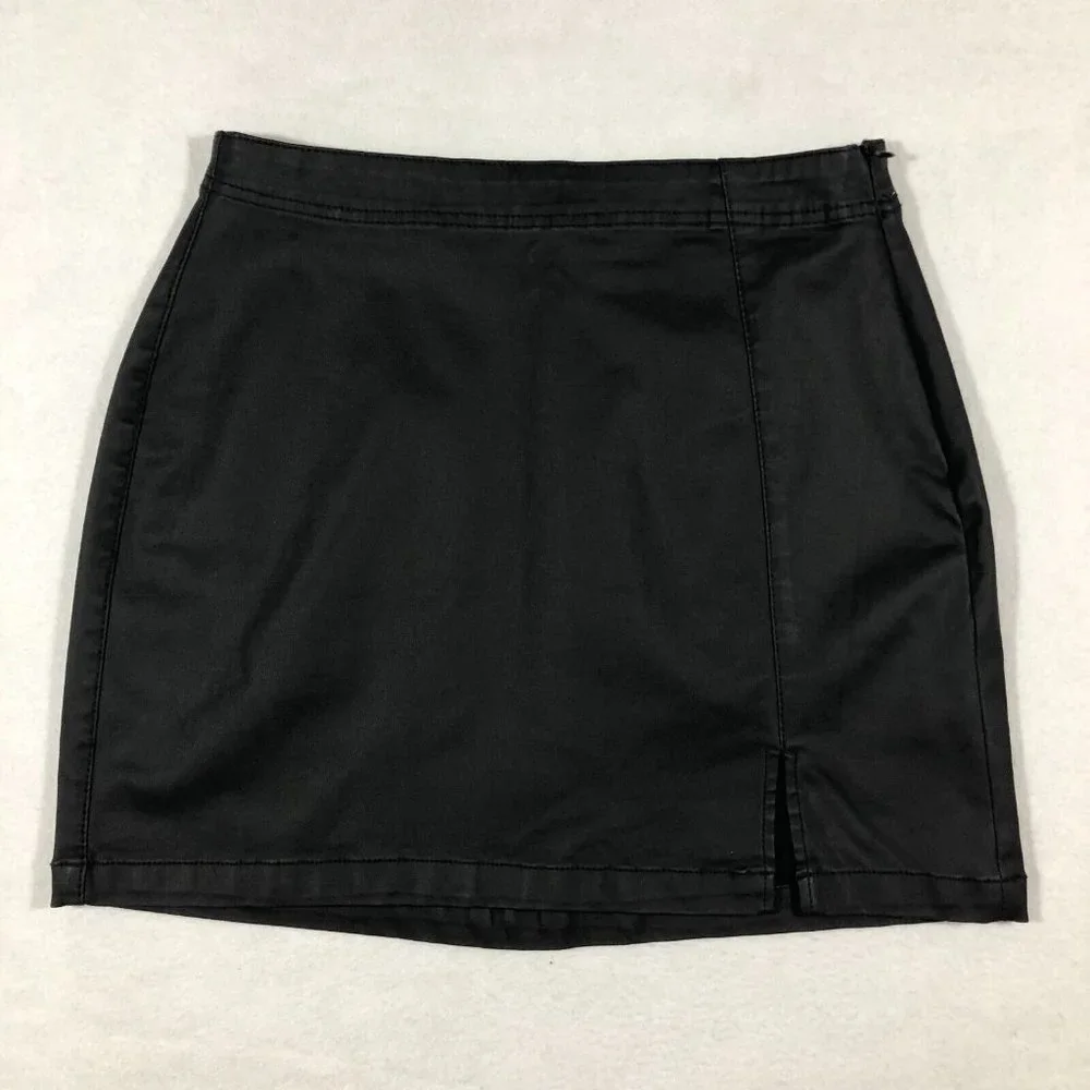 NEW Indigo Rising Womens Medium Black Side Slit Coated Skirt NWT $48 Francesca’s - Picture 1 of 10